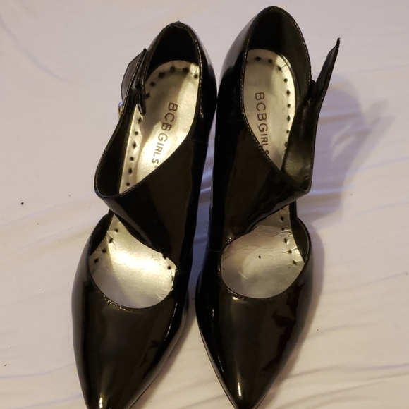 BCB Girls black patent leather shoe - Picture 1 of 4
